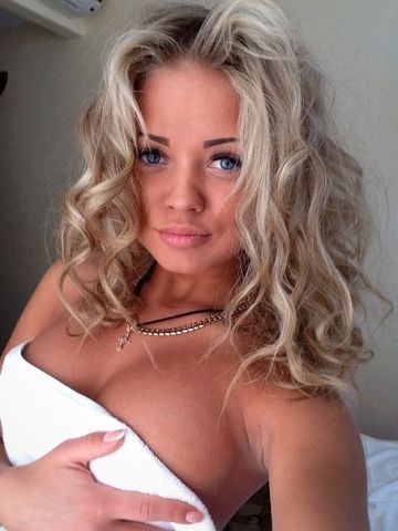 Огненная брюнетка с шикарной фигурой приглашает на интимное свидание. Гарантирую яркие эмоции и незабываемые моменты в моей компании! 25558, 21 год